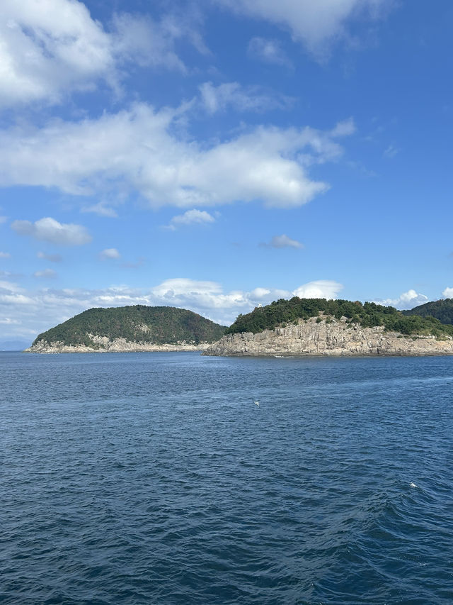 여름, 배타고 청량한 욕지도로 떠나요🚢