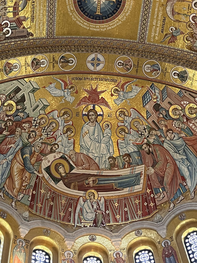 最金碧輝煌的東正教主教堂：塞爾維亞聖薩瓦教堂🇷🇸⛪️🔔😍