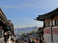 เที่ยวหมู่บ้านย้อนยุค Bukchon Hanok Village