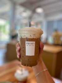 ☕ Prom's Cafe & Eatery