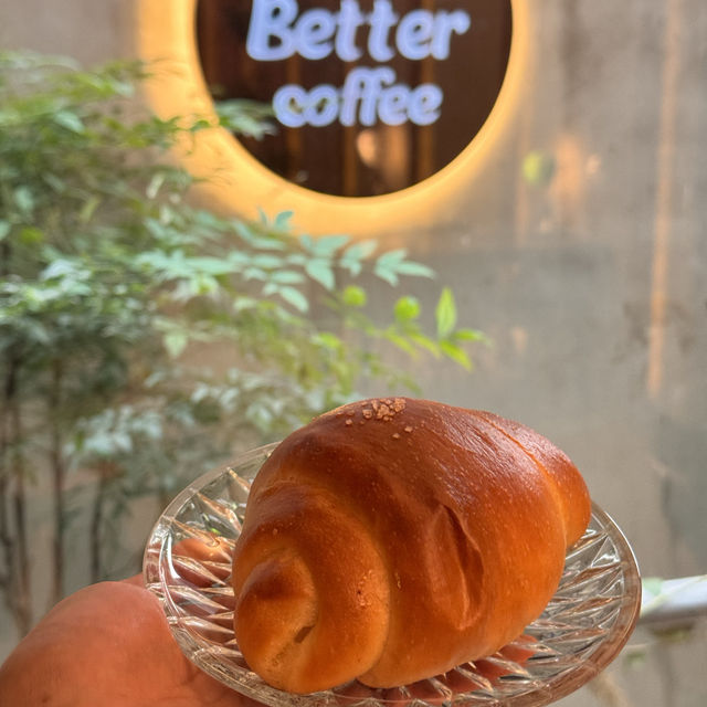 광주 소금빵이 맛있는 감성 카페,이븐베터커피