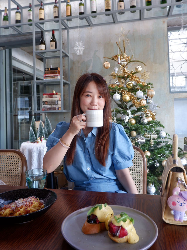 อิ่มในเมือง คาเฟ่สุดคลาสสิกย่านพระนคร