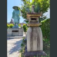 在東京體驗朝活文化~築地本願寺及其18品早餐 