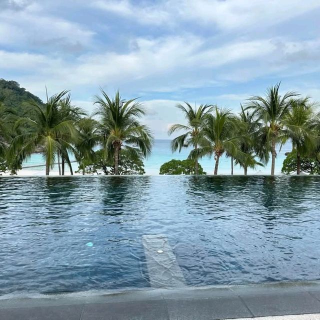 รีวิว The Racha Phuket 