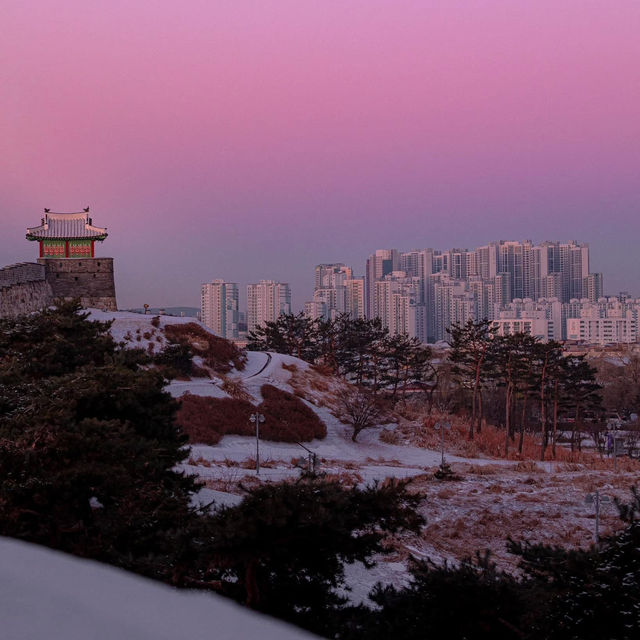 Visitors can explore the nearby Hwaseong 