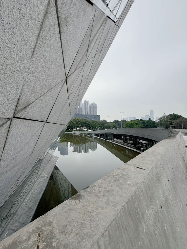 Guangzhou opera house มาเที่ยวกวางโจวยังไงก็ต้องมา