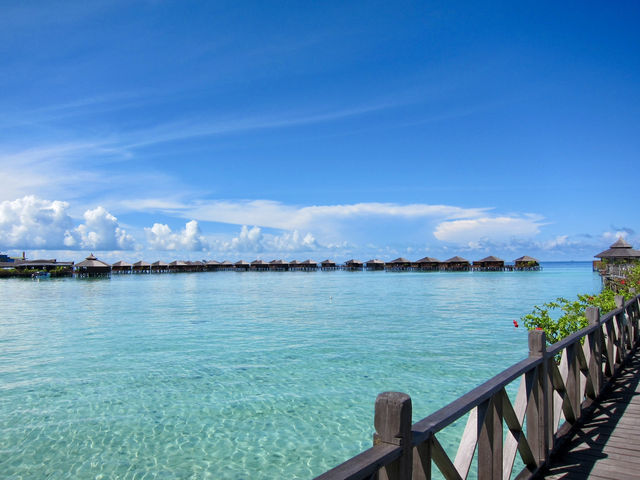 Adventure, Relaxation & Unforgettable Views: Mabul Water Bungalows