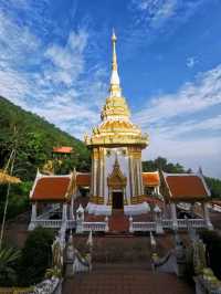 วัดพระพุทธบาทภูควายเงิน : จ. เลย