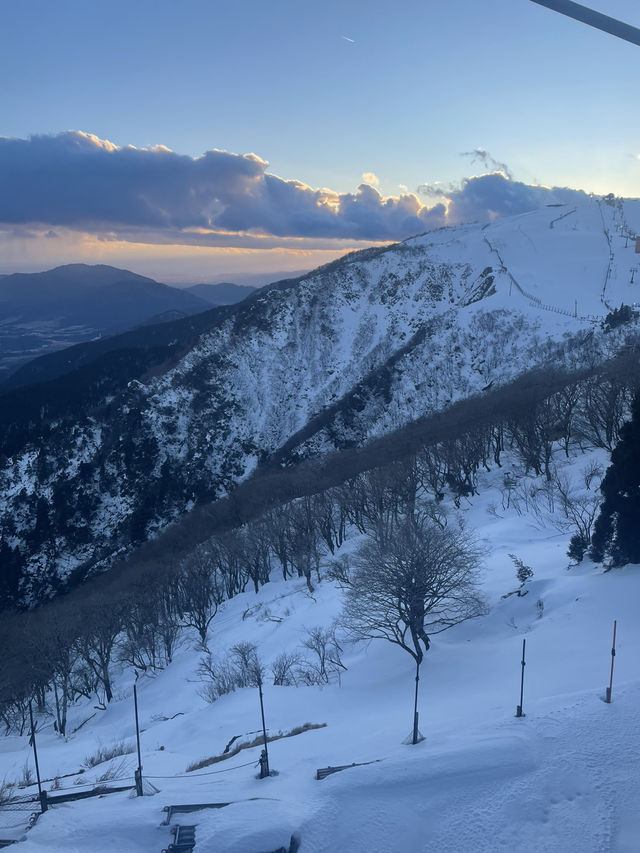 A Sky Paradise: Seasonal Scenery and Activities Await at ‘Biwako Valley’