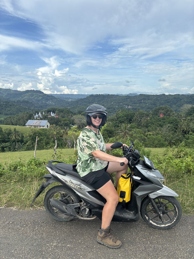 Why Driving Around Waikabubak is an Unforgettable Experience 🚗🌿