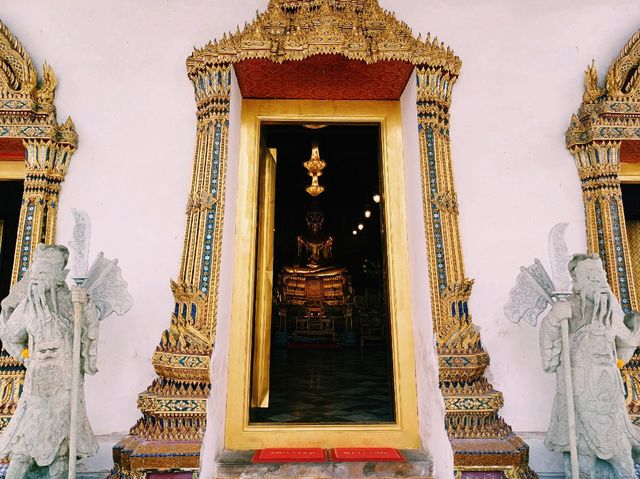 泰國曼谷湄南河畔著名古跡寺廟景點：Wat Suwannaram Ratchaworawihan，氣勢恢宏寺廟建築，十六世紀精美壁畫，適合打卡拍照📸冥想