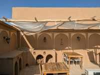 ヤズド旧市街の街並みとYazd art house cafe