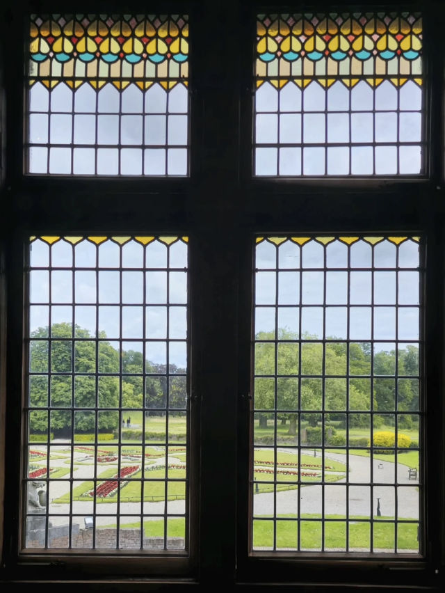 Kasteel De Haar: A Fairytale Castle with a Royal Touch