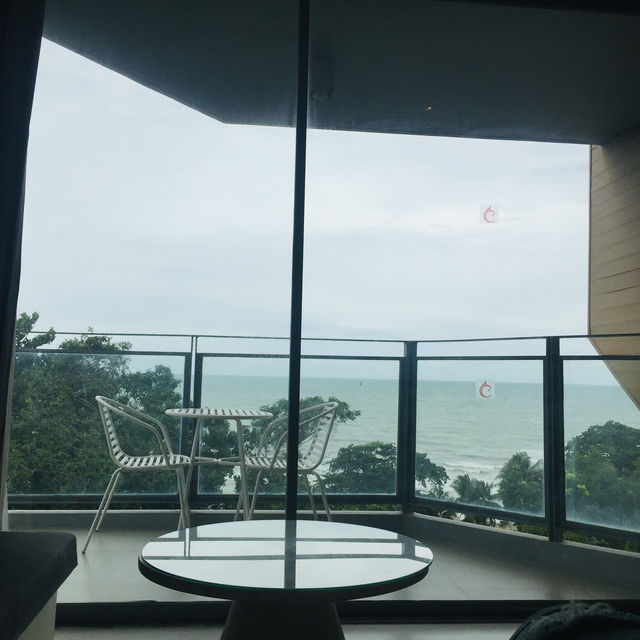 ชิลริมทะเล ระยองต้องที่ Centara Q Resort