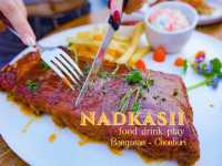 เป็นทั้ง คาเฟ่ และร้านอาหาร บางแสนที่นั่งชิลมาก
