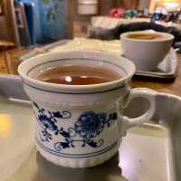 Interesting place for coffee and dessert 