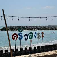 ครัวลุงระ ร้านอาหารทะเลติดหาดแสงจันทร์ ระยอง