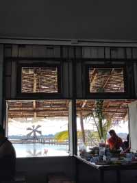 ร้านยุ้งเกลือ บ้านแหลม จ.เพชรบุรี