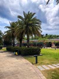 Yalong Bay Central Square Totem Pole