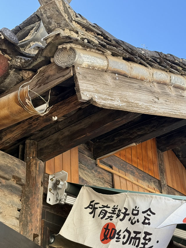 Baisha Ancient town, Lijiang. A breathtaking and beautiful ancient town