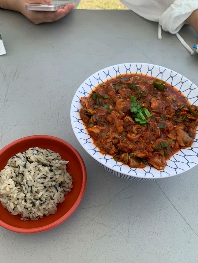[🇰🇷巨済] 海の幸を楽しむ絶品ラーメンとこまきビビンバのお店