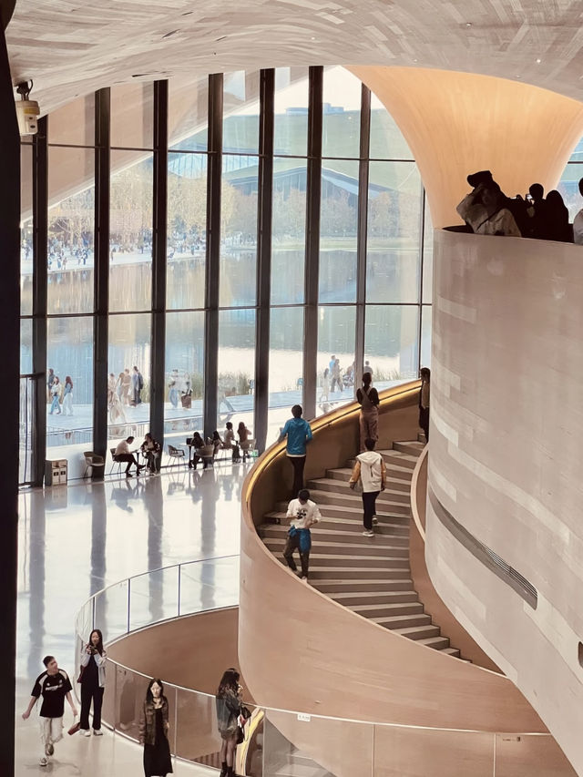 Life Advice! Don’t leave Chengdu without visiting the Tianfu Art Museum!! Life Advice! Don’t leave Chengdu without visiting the Tianfu Art Museum!!