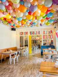 Lee's Cafe & Bar