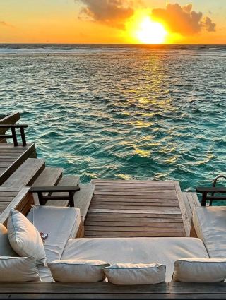 🌴 OZEN Life Maadhoo: A Maldives Masterpiece! 🐠✨
