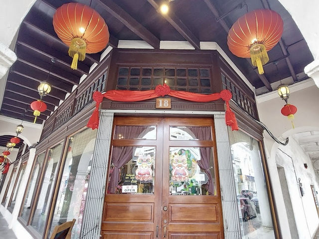 🏛️✨ Kapitan Chung Thye Phin Building: Ipoh’s Forgotten Palace of Opulence ✨
