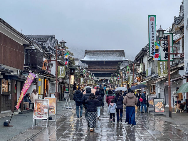 Zenkoji temple