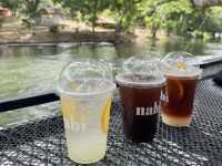 Nabi cafe : คาเฟ่นั่งชิลล์ริมแม่น้ำเพชรบุรี ✨