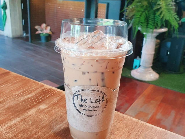 ร้าน The Loft คาเฟ่เมืองสุพรรณบุรี