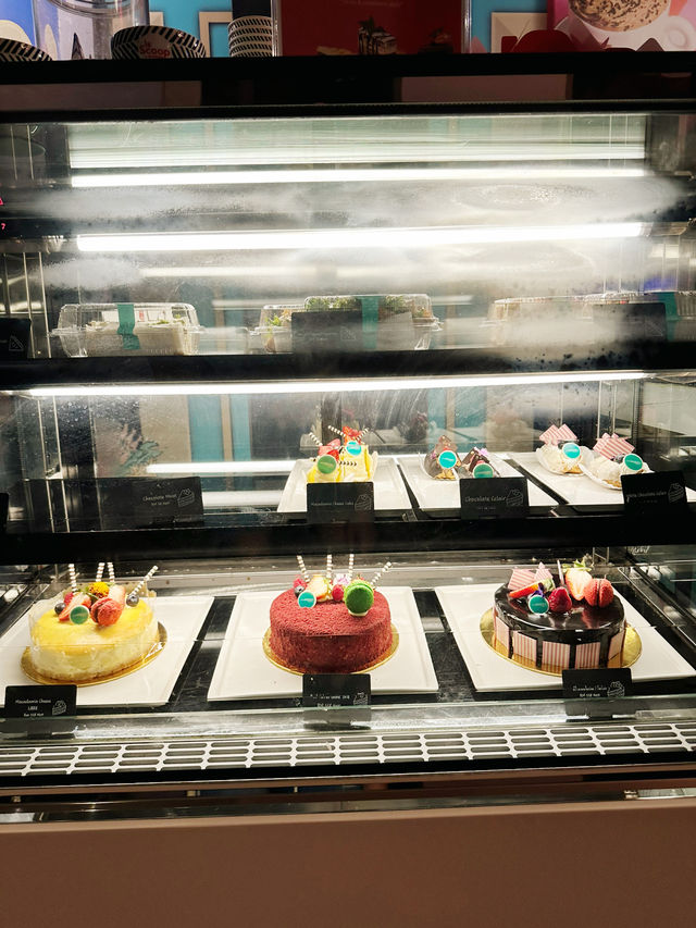 Chic Sips & Sweet Bites at Latitude 02, Le Méridien Putrajaya