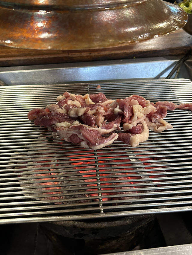 오리고기는 남의 입에 있는 것도 뺏어먹어라