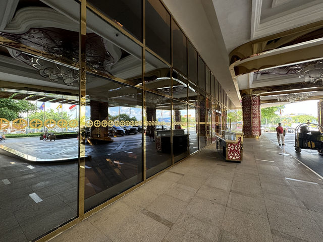 NagaWorld2: Glamorous Gaming Meets Luxury Stays in Phnom Penh
