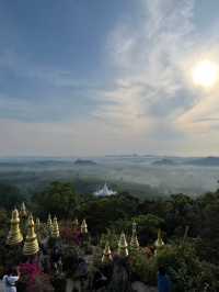 กลางสายฝน บนแพในเขื่อนรัชชประภา