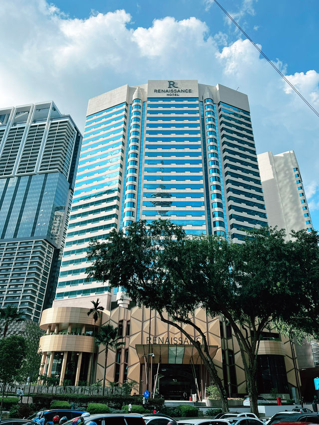 KL Getaway in Style: A Luxurious Stay at Renaissance Kuala Lumpur Hotel