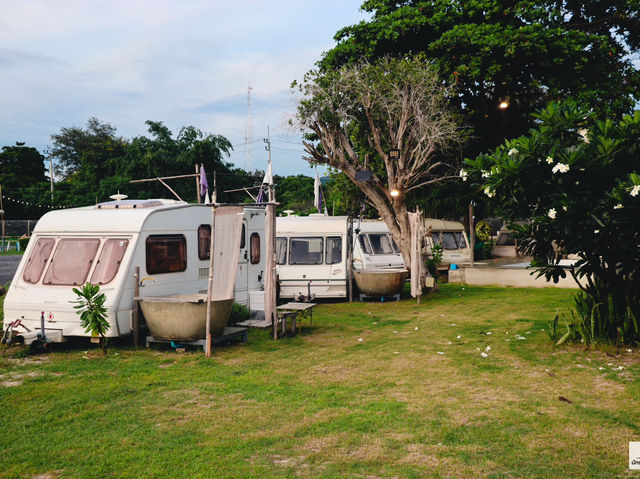 White House Beach Camping Caravans