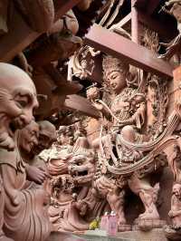 Mindblowing Buddhist sculpture art corridor in Mianyang