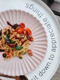 Lyn homecoffee & homecook คาเฟ่ปากเกร็ด นนทบุรี