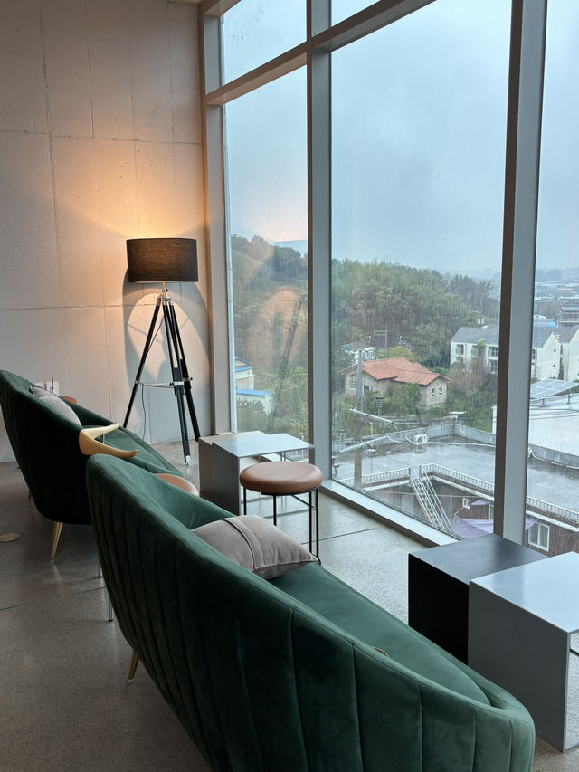 대구 근교 경산 대형카페 [브리즈온]🌸