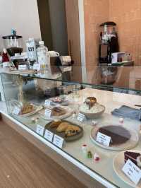 คาเฟ่หาดใหญ่ At CheevitCheeva 🍰✨