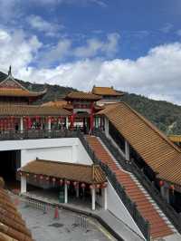 Kuil Gua Chin Swee, A Spiritual Sanctuary Above the Clouds