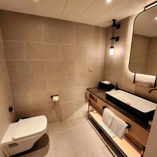 Sheraton Hong Kong Hotel & Towers