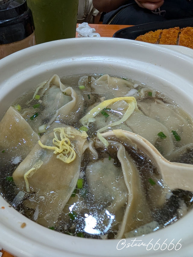 一盞清茶對小籠，半盞人間煙火情｜萊萊小籠
