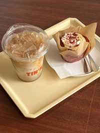 ☕️ TIN’N Café – Spacious, Stylish, and Sweet