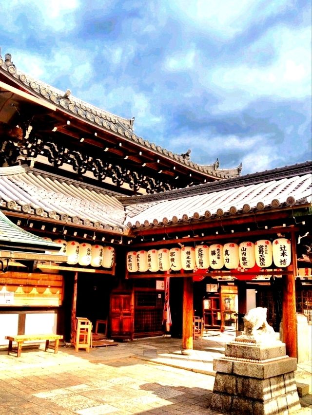 Go to this temple before betting in lottery, Marishiten Shrine