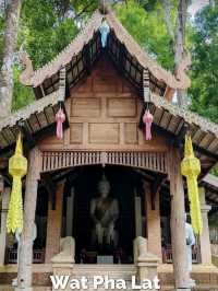 วัดผาลาด วัดเก่าแก่ที่ซ่อนตัวอยู่กลางป่าดอยสุเทพ