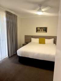 🌿 Weekend Trip: Stay at Oaks Cypress Lakes Resort in Hunter Valley 🏨🦘