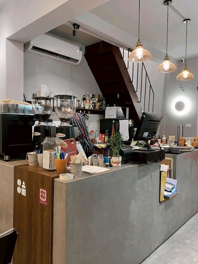 8:AM Coffee